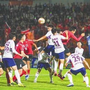 开云体育运营团队-海口队与琼中队闯进首届琼超决赛